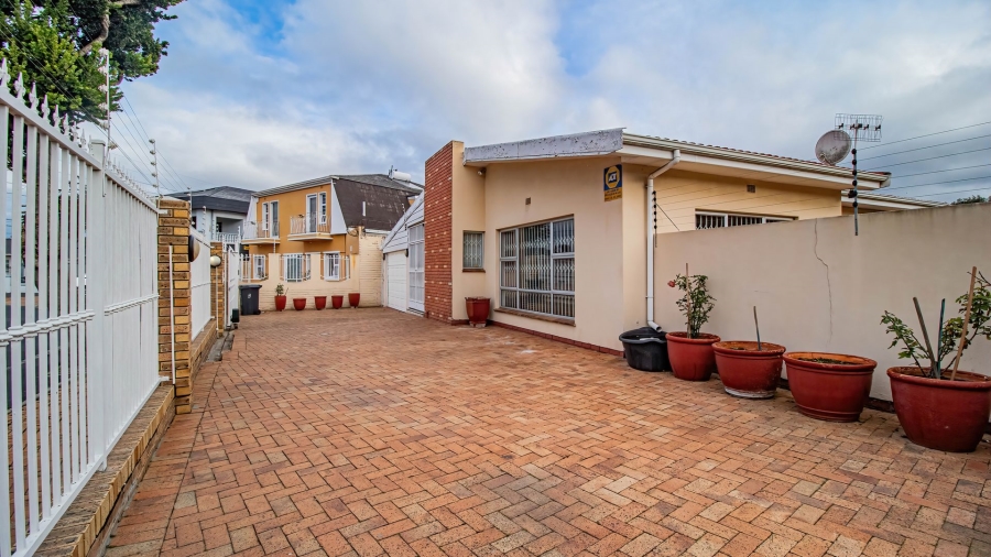 3 Bedroom Property for Sale in Gatesville Western Cape